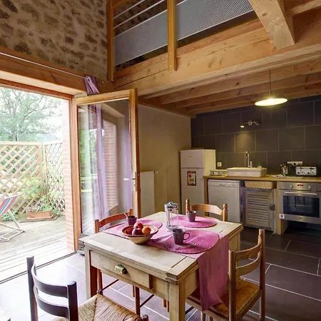 Confortables Pour 10 Pers. Avec Jardin, Terrasse Et Equipements Modernes - Fr-1-496-185 Saint-Romain-d'Urfe