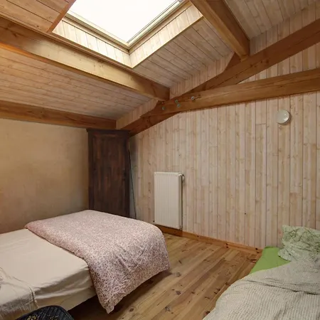 Confortables Pour 10 Pers. Avec Jardin, Terrasse Et Equipements Modernes - Fr-1-496-185 Holiday home Saint-Romain-d'Urfe