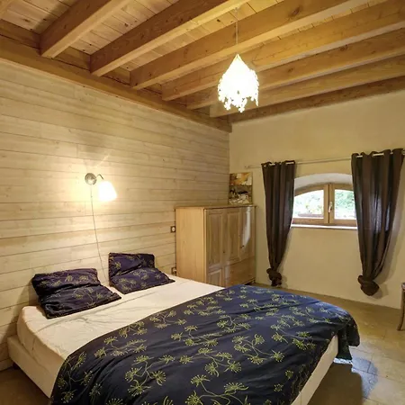 Confortables Pour 10 Pers. Avec Jardin, Terrasse Et Equipements Modernes - Fr-1-496-185 Holiday home